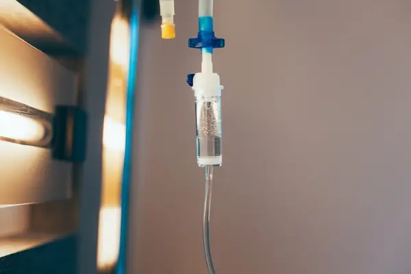 Serum Takılması Hizmeti